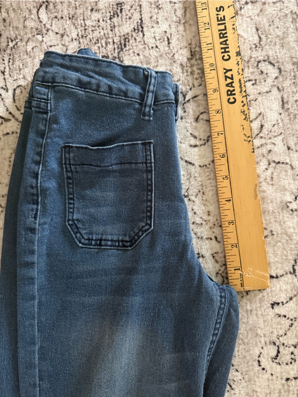 Women’s wide-leg patch-pocket jeans s in Dark Blue - Picture 5 of 5
